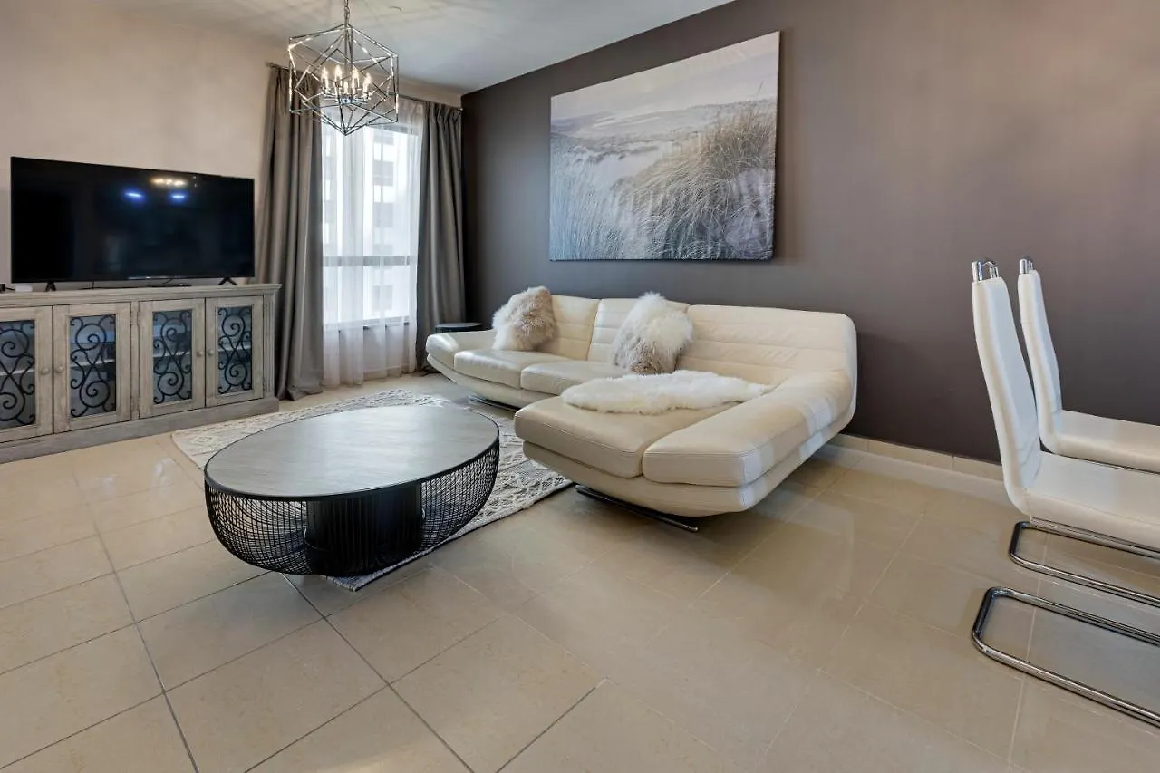 Entire Serviced Studio Jbr Sea View Balcony Dubai Emirados Árabes Unidos