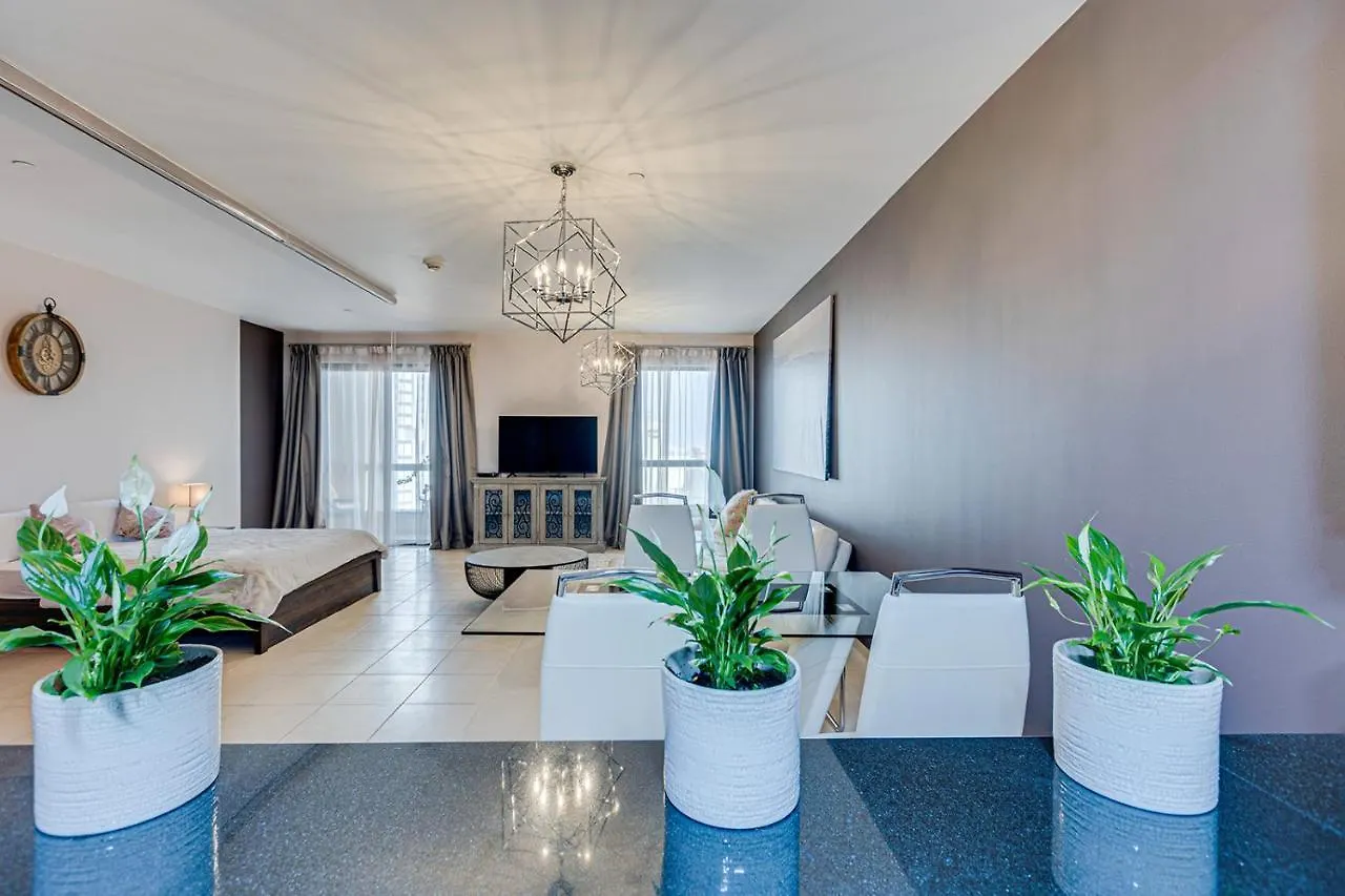 Entire Serviced Studio Jbr Sea View Balcony Dubai